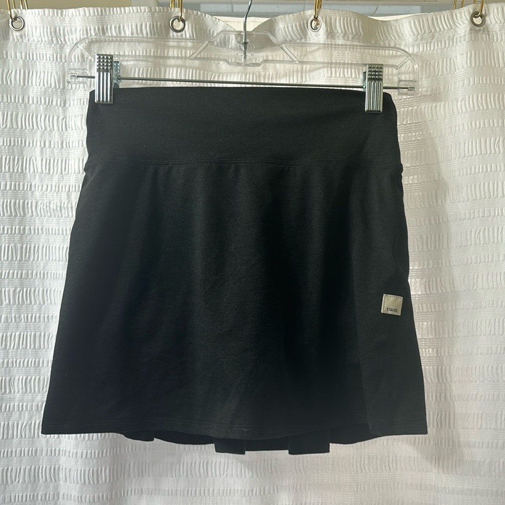 Vuori XXS Halo Performance Skirt